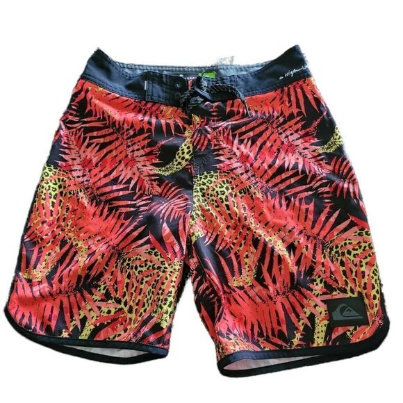 Quicksilver Highline Camocat 4 Way Stretch Boardshorts Boys Size 12 Beach Shorts